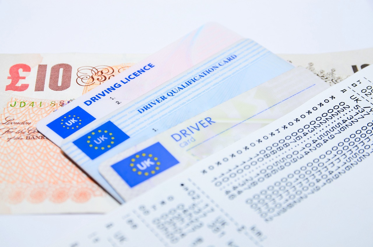 obtenez votre permis de conduire rapidement grâce à notre service d'urgence. profitez d'une procédure simplifiée et d'un soutien personnalisé pour vous aider à passer votre examen sans délai. ne laissez pas l'attente freiner vos projets, agissez maintenant !