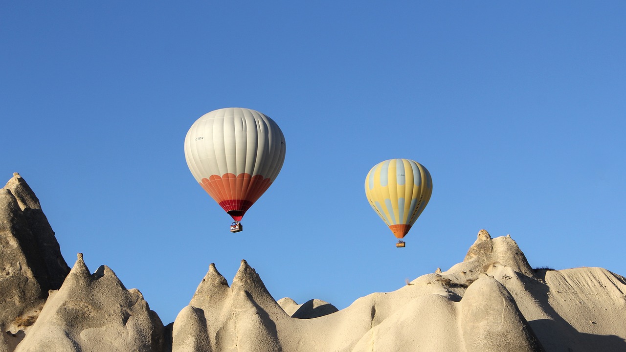 découvrez comment améliorer l'expérience client grâce à des stratégies innovantes et personnalisées. transformez chaque interaction en une opportunité de fidéliser vos clients et d'optimiser leur satisfaction.