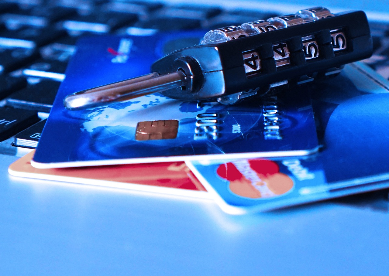 découvrez ce qu'il faut faire en cas de carte bancaire volée. apprenez à sécuriser vos informations financières et à signaler rapidement le vol pour protéger vos biens.
