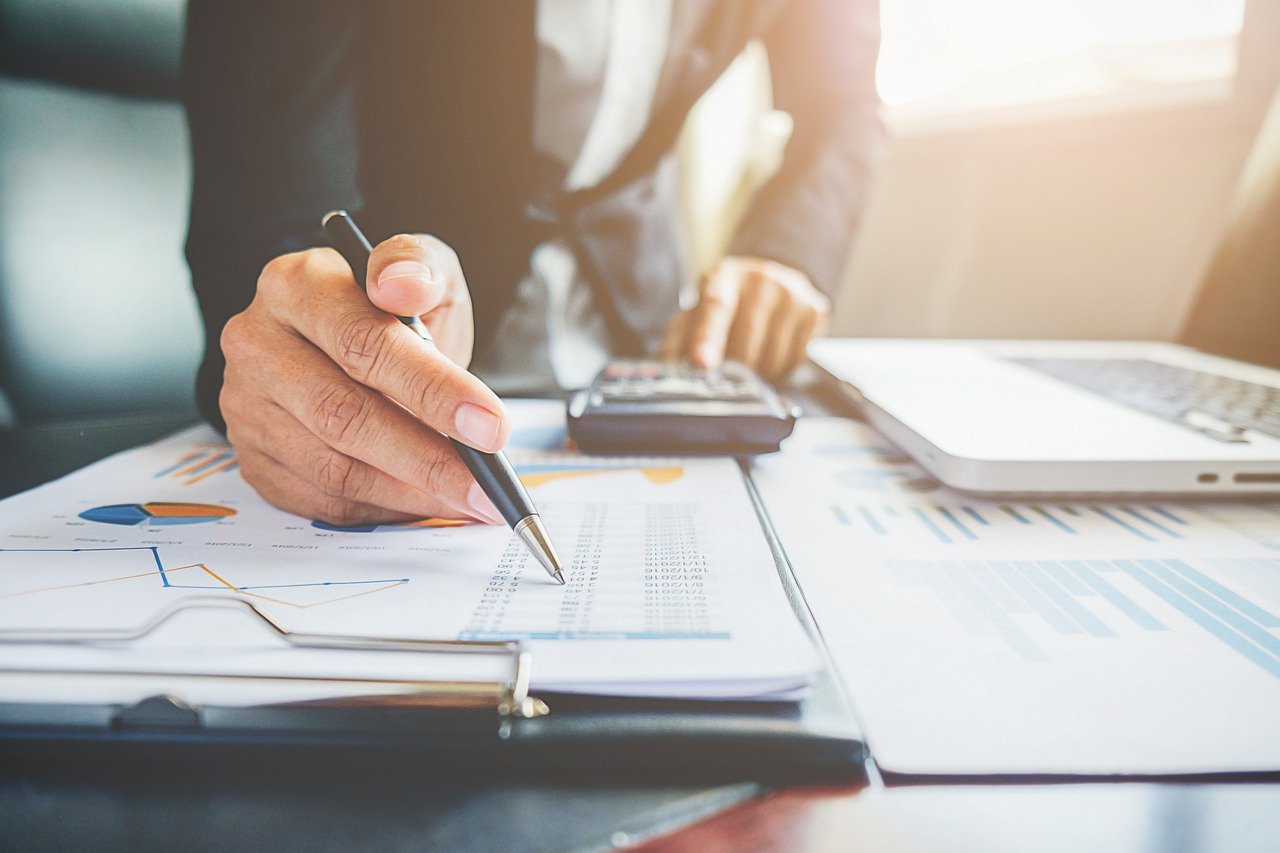 obtenez une assistance fiscale professionnelle pour optimiser vos déclarations d'impôts et maximiser vos déductions. notre équipe d'experts vous accompagne dans tous vos besoins fiscaux.
