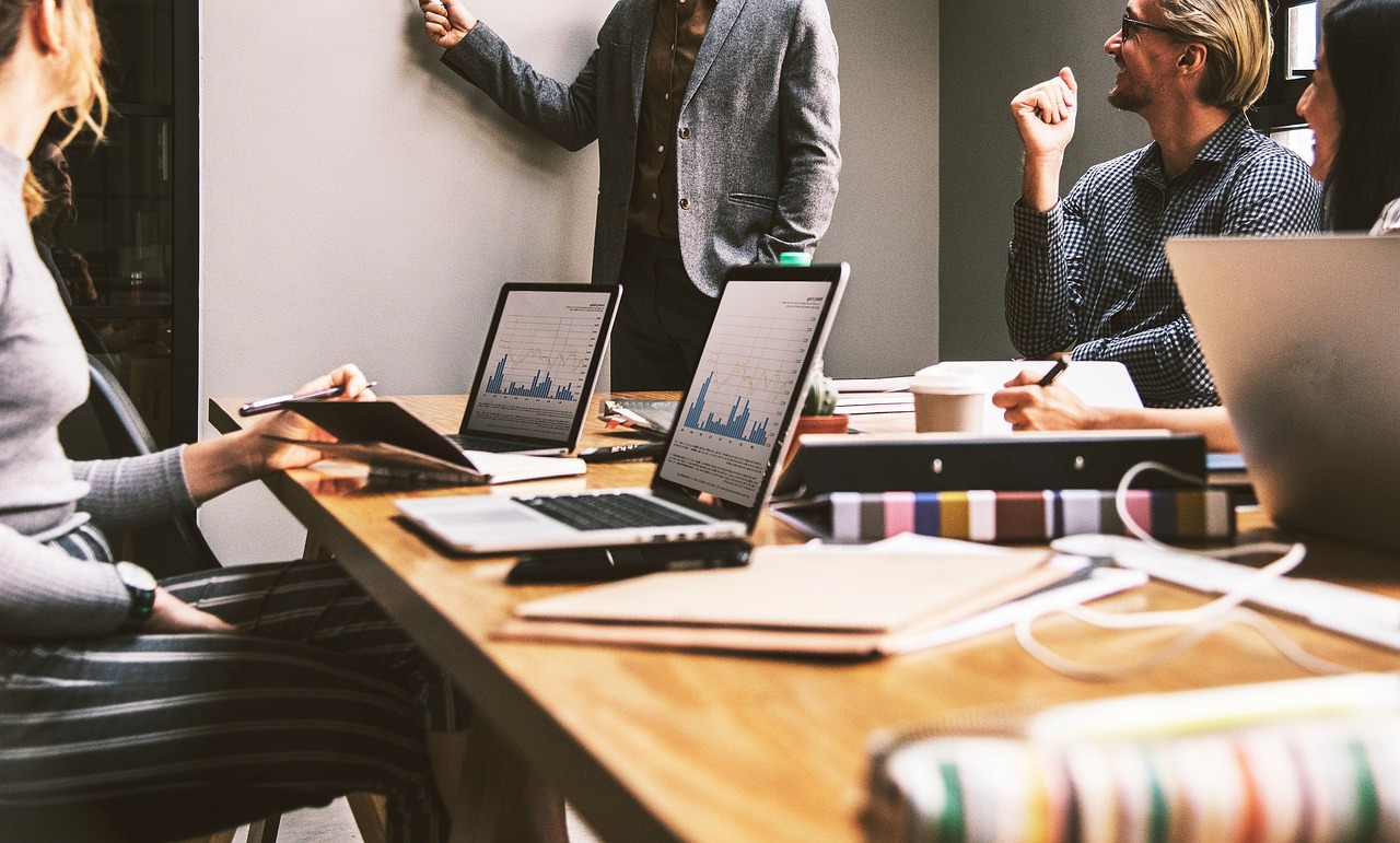 contactez votre bureau des impôts pour toutes vos questions fiscales. obtenez des informations précises sur les déclarations, les paiements et les services disponibles. notre équipe est là pour vous aider.
