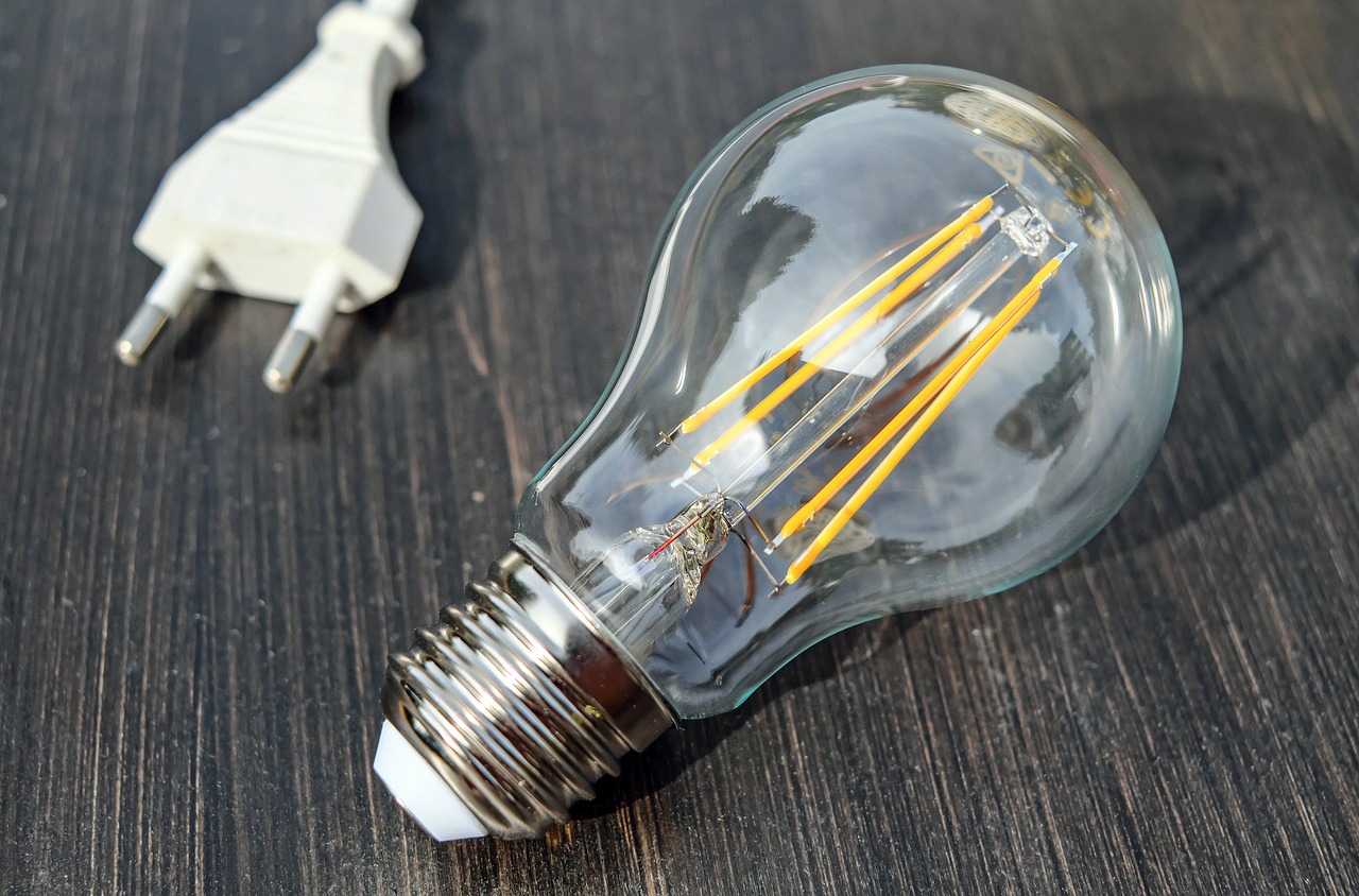 découvrez l'urgence électrique : une exploration fascinante des défis et des opportunités que présente l'essor des technologies énergétiques. plongez dans un monde où l'innovation et la durabilité s'entremêlent pour façonner notre avenir énergétique.