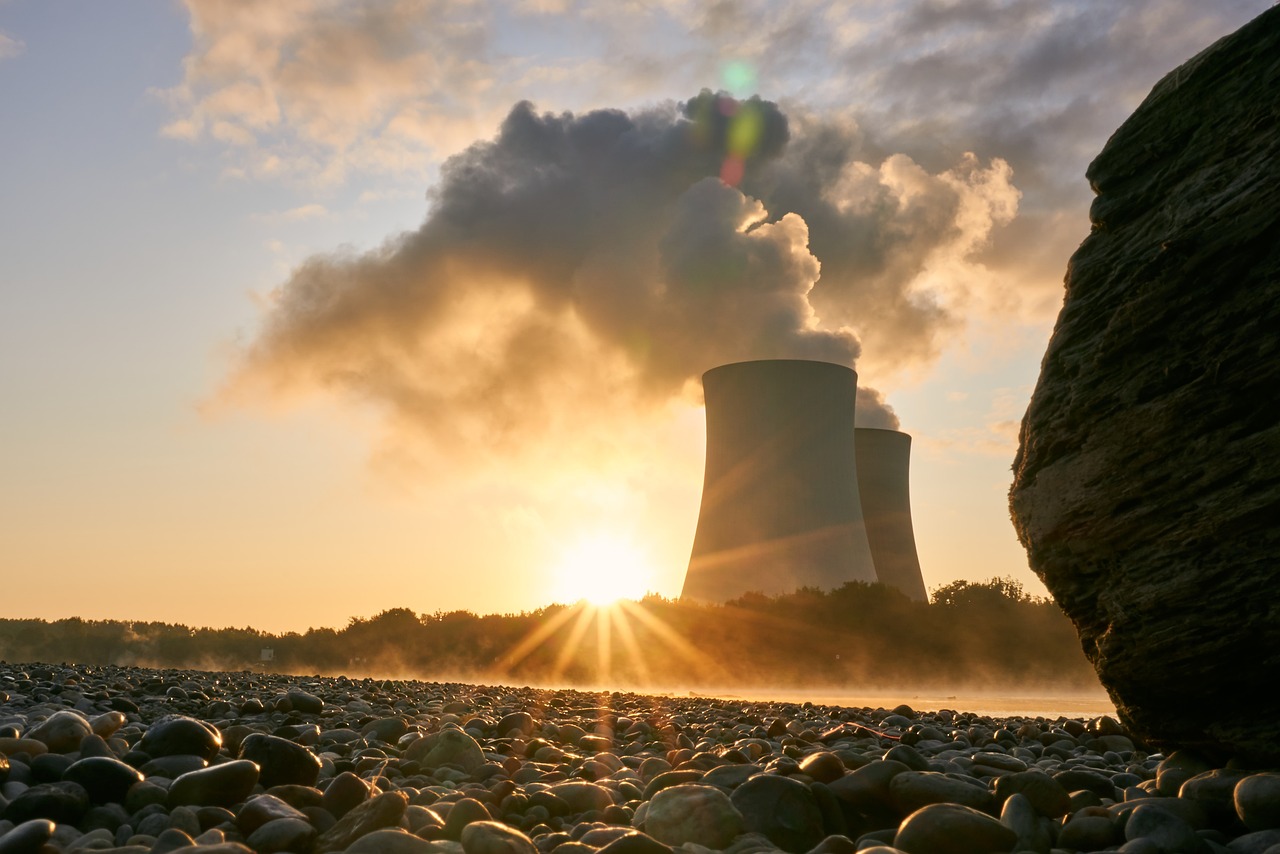 service d'urgence nucléaire : protection et intervention rapide en cas d'incident radiologique. assurez la sécurité de votre environnement avec notre expertise et nos ressources spécialisées.