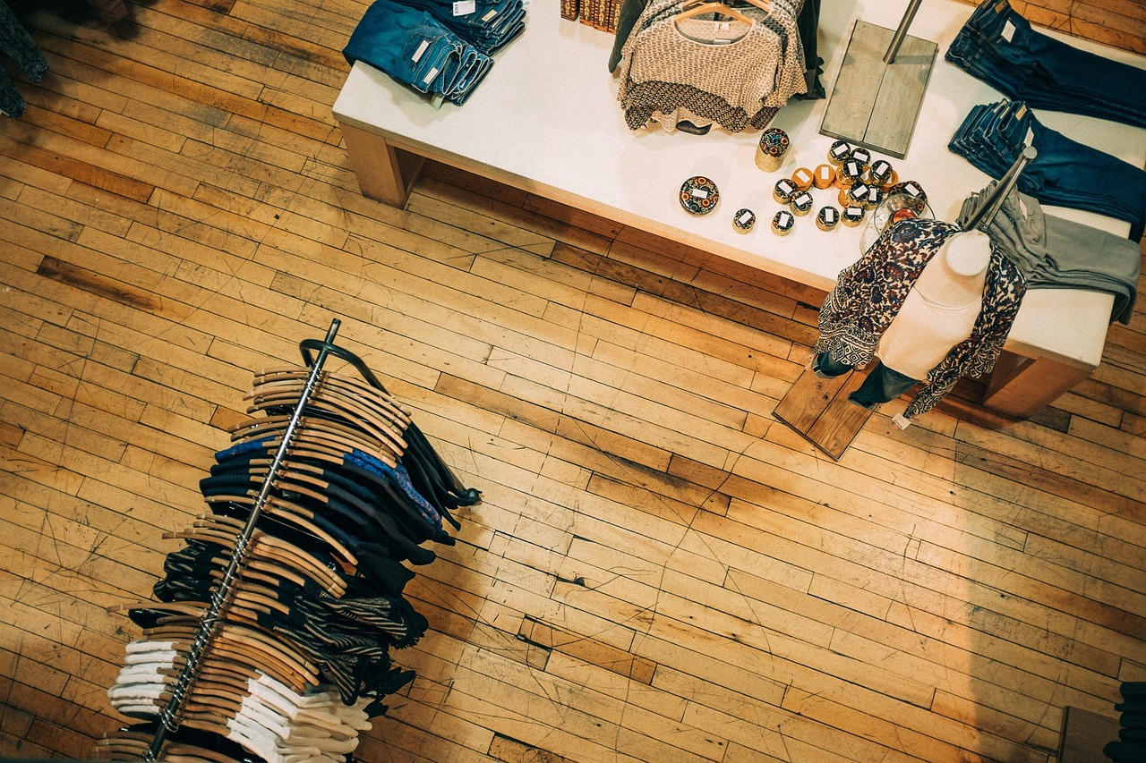 découvrez l'univers de nike avec notre boutique en ligne, où vous trouverez les dernières collections de chaussures, vêtements et accessoires sportifs pour tous les athlètes, amateurs et professionnels. profitez de la qualité et du style inégalés de nike pour améliorer vos performances.