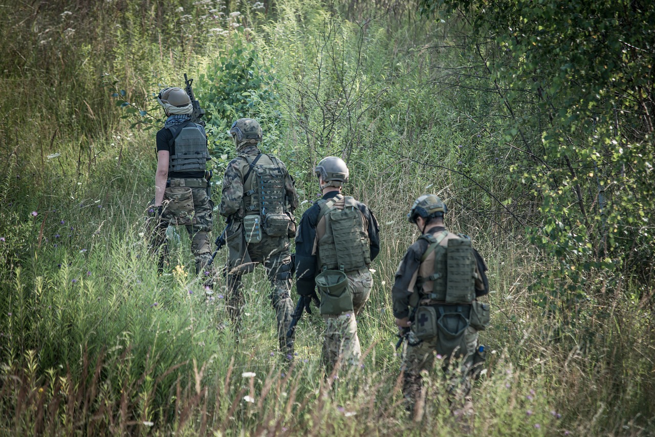 découvrez les enjeux et les défis posés par les menaces terroristes à l'échelle mondiale. analyse des tendances, des impacts sur la sécurité et des mesures de prévention essentielles pour contrer cette problématique urgente.