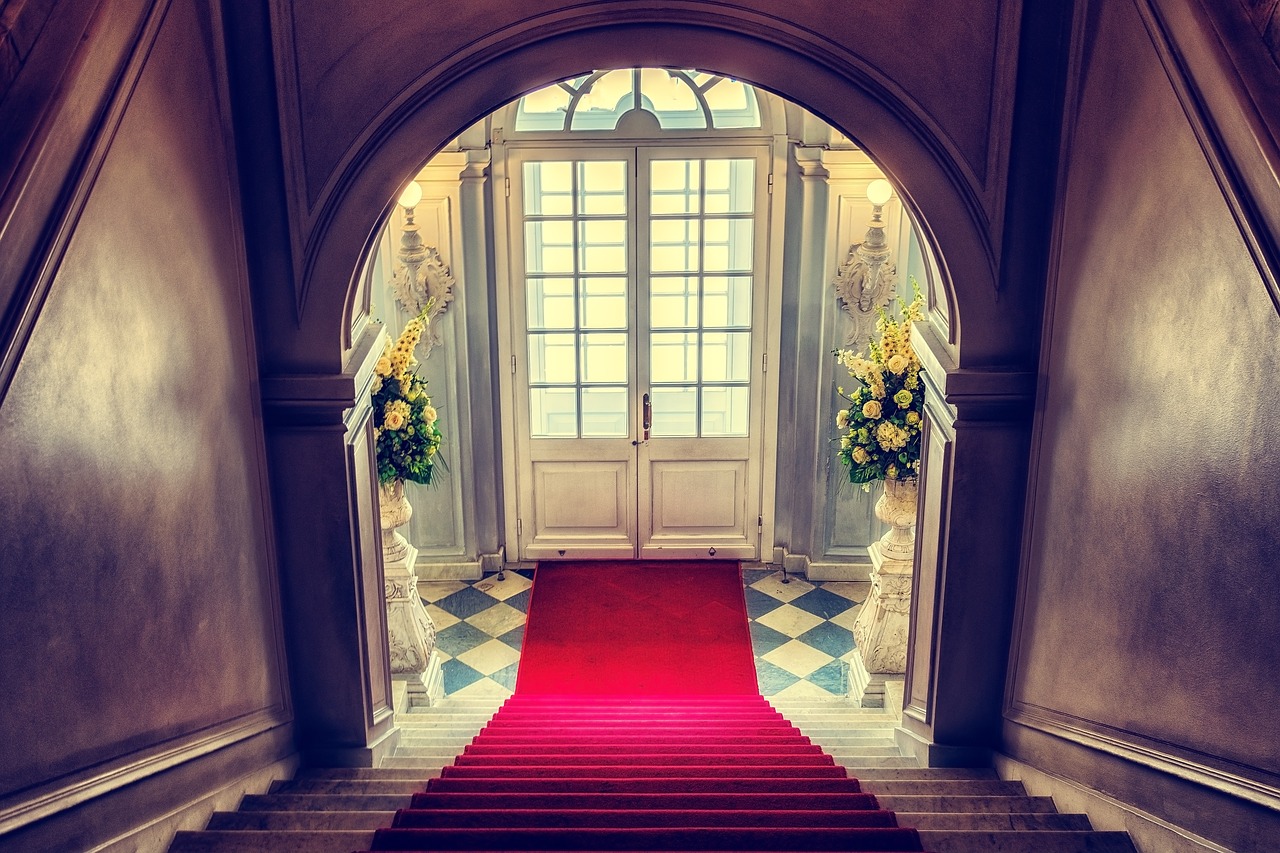 découvrez l'excellence du luxe : des expériences raffinées, des produits de qualité supérieure et un style de vie sans pareil. plongez dans un univers où l'élégance et le savoir-faire se rencontrent pour créer des moments inoubliables.